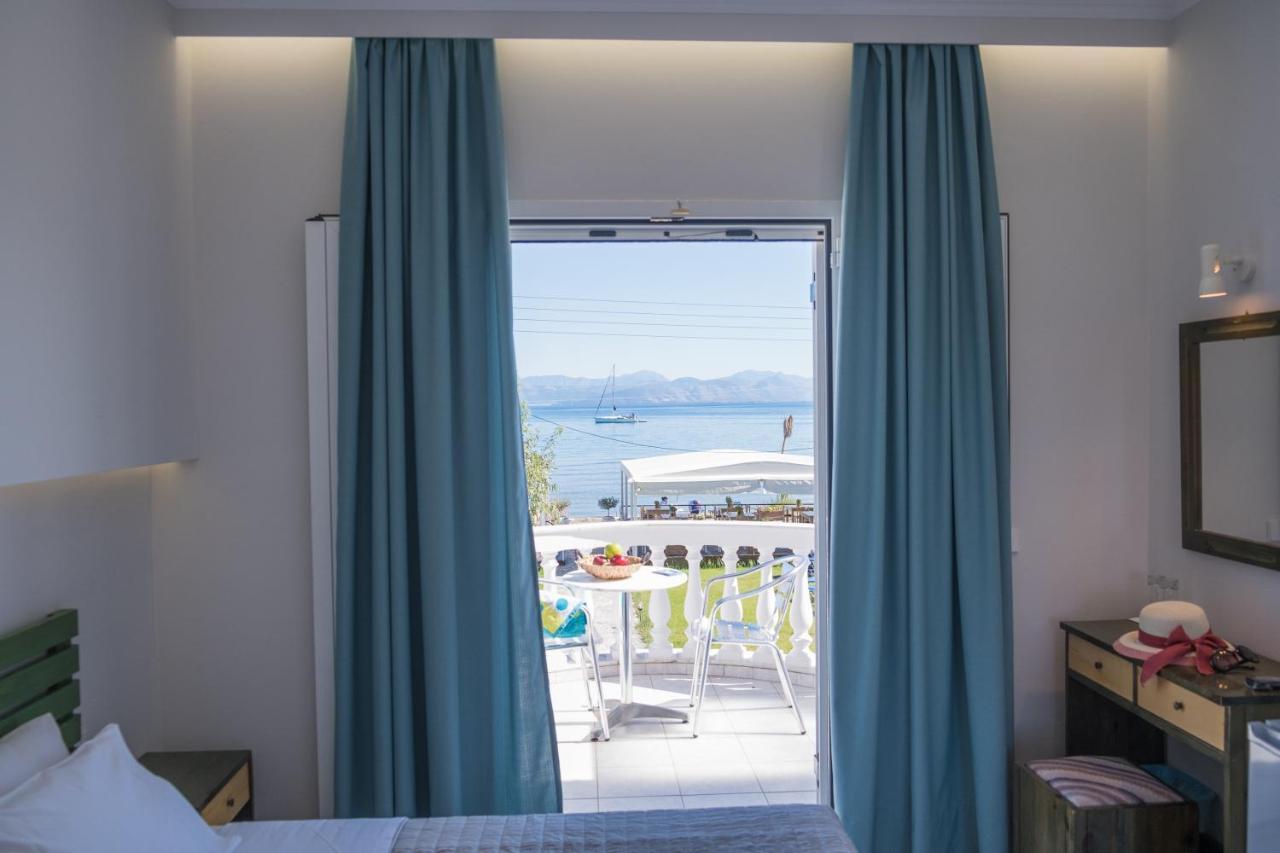 Christina Beachfront Rooms By Hotelius Petrití Exterior foto